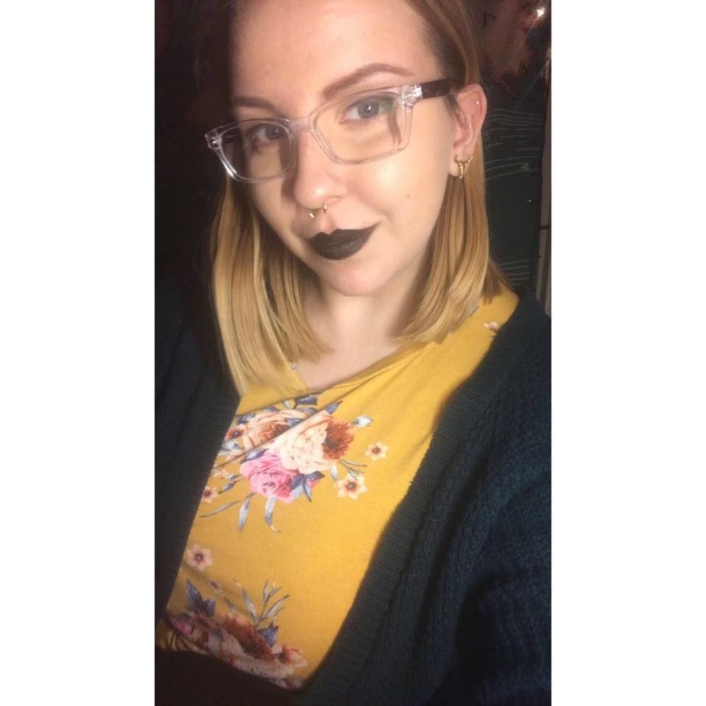 Meet your Posher, Annika